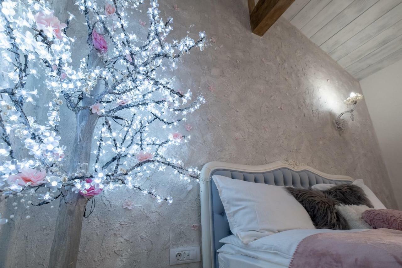 1-Bedroom Designer Apartment On Hristo Belchev Str Sofie Exteriér fotografie